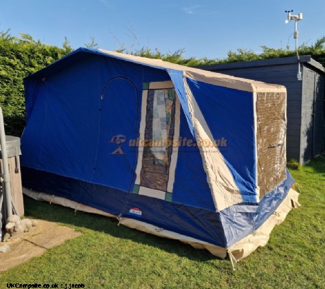 Cabanon Elzas, 4 berth