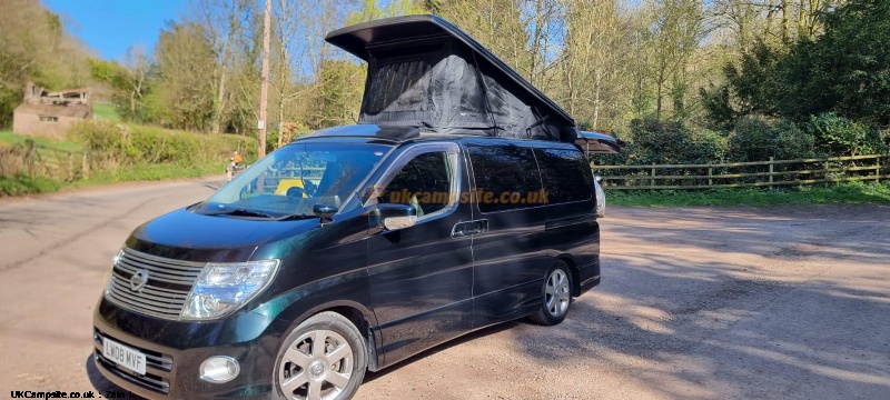 Nissan Elgrand , 4 berth, (2008)