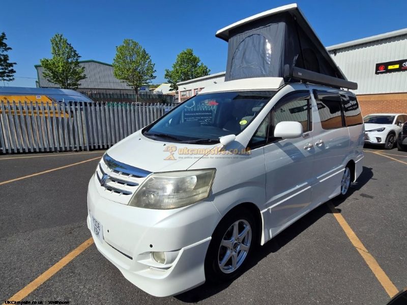 Wellhouse Leisure b Alphard, 4 berth, (2006)