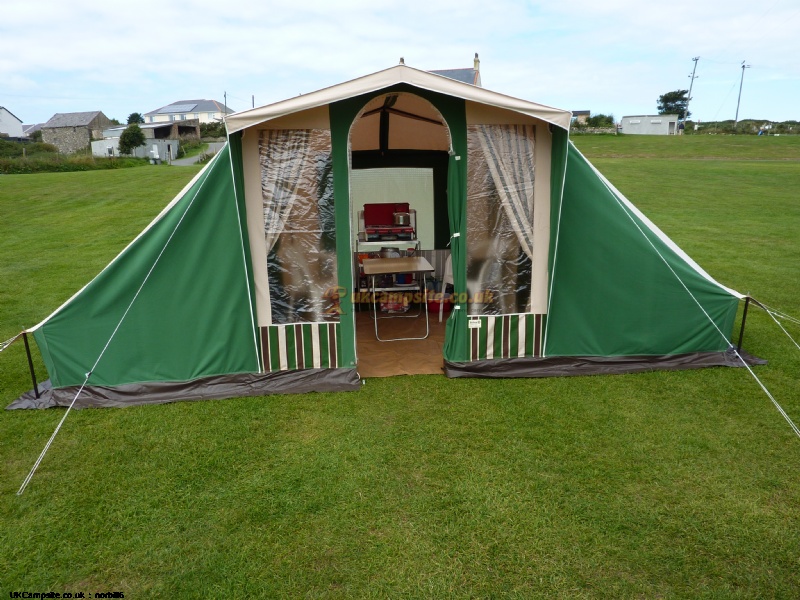Relum  Paradiso , 4 berth