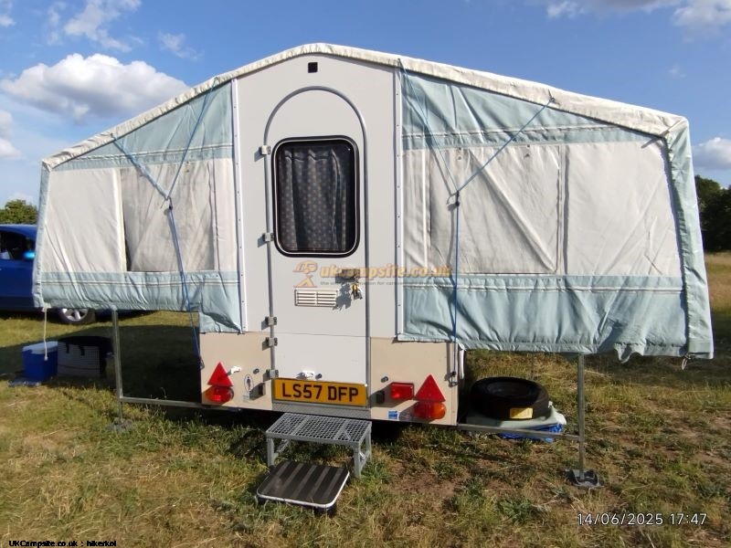 Dandy Delta, 4 berth, (1997)