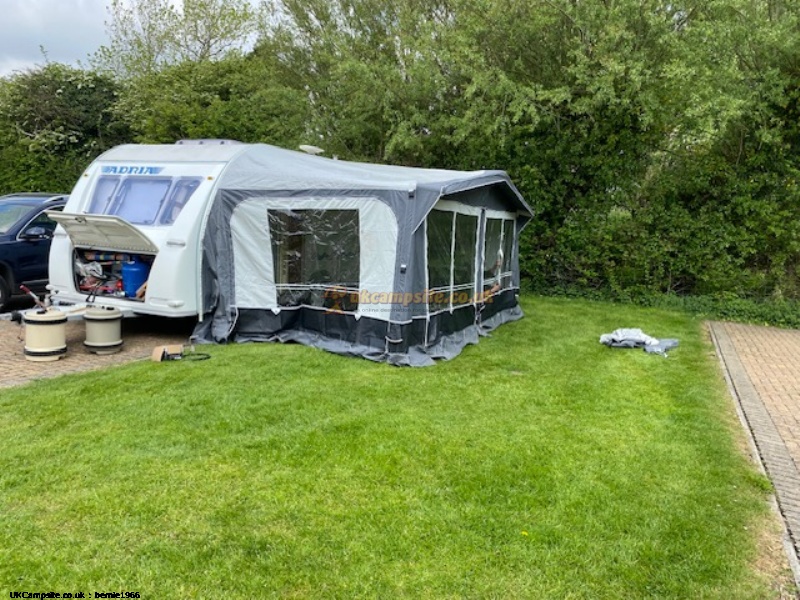 Adria Adora 532, 4 berth, (2006)