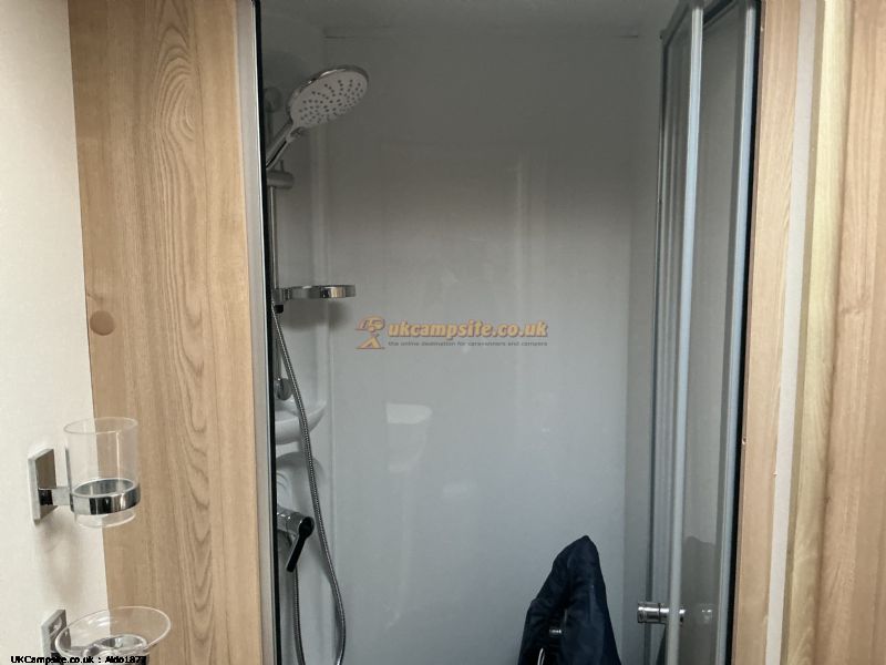 Elddis Avante 574, 4 berth, (2017)