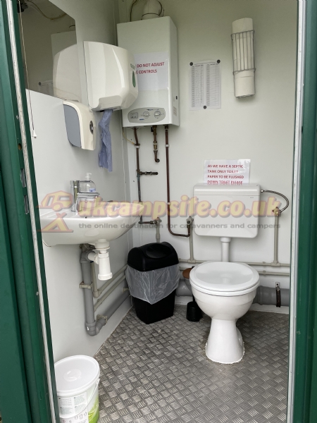 Cairds Camping And Caravan Site