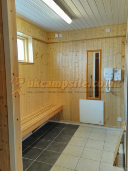 Auchnahillin Holiday ( Caravan And Camping ) Park