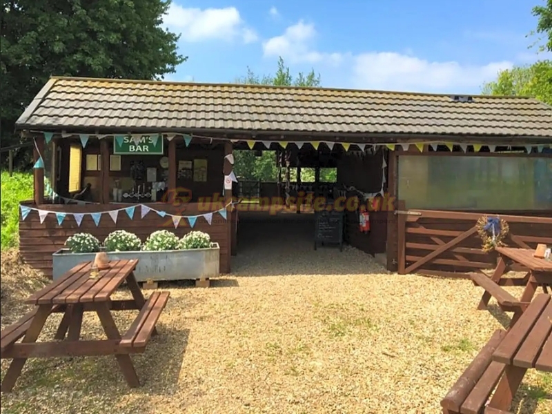 Blackland Lakes Holiday Centre