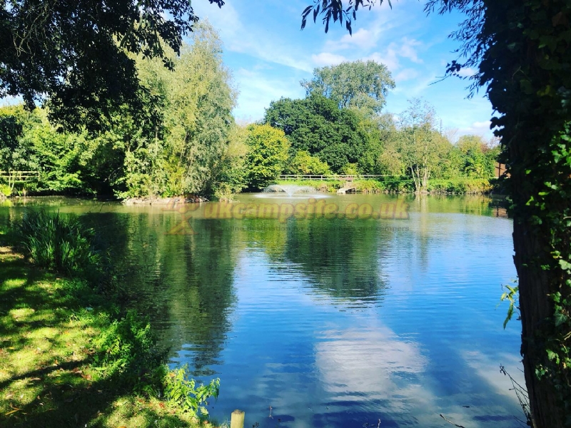 Blackland Lakes Holiday Centre