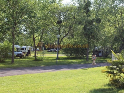 Camping Saintes Grandes Rives Camping Saintes Grandes Rives