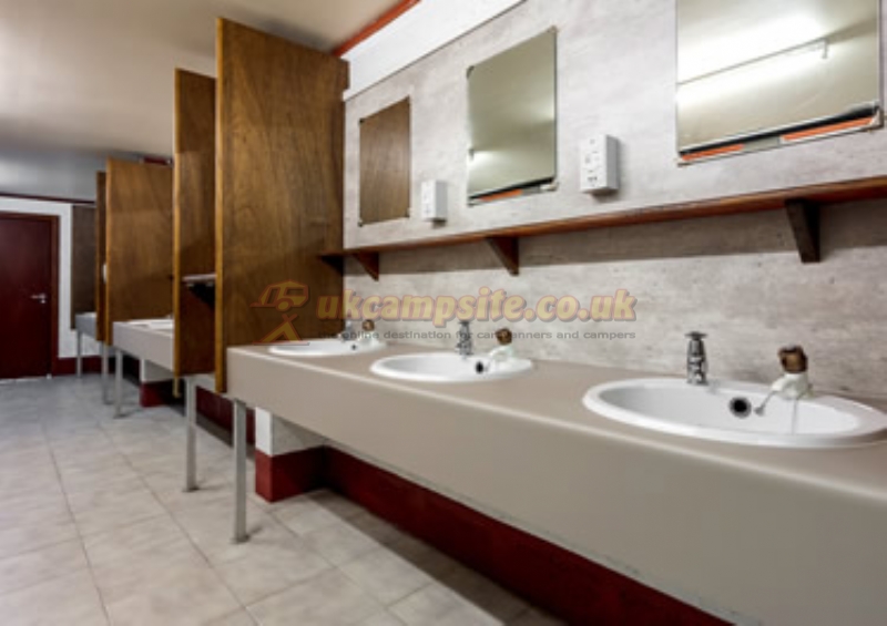 Broomfield Holiday Park