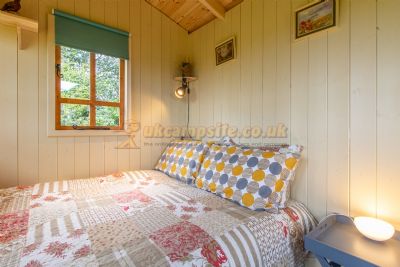 Poplars Farm Certificated Location