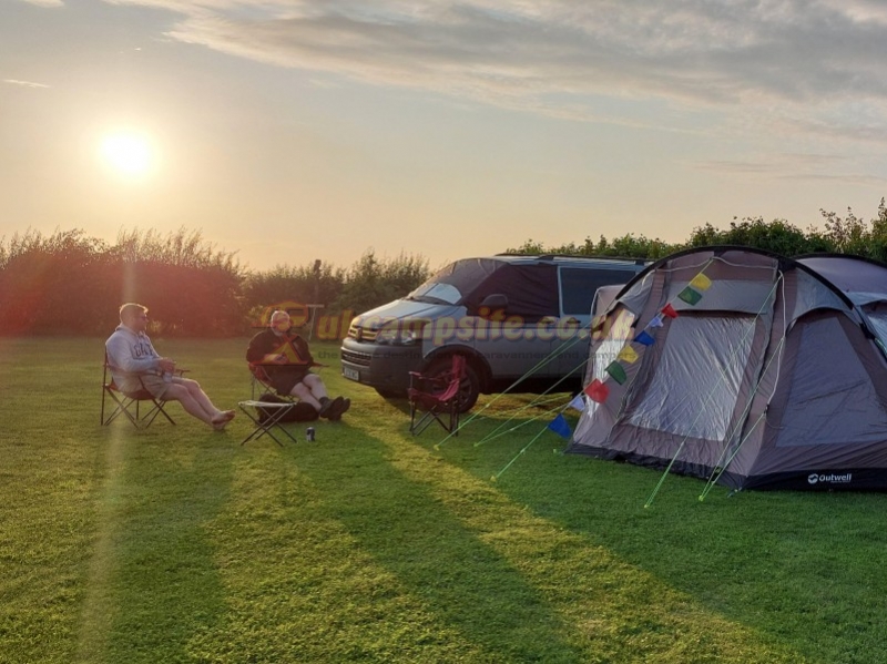 Hayfield Cottage Campsite