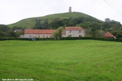 Glastonbury Cottages And Caravanning