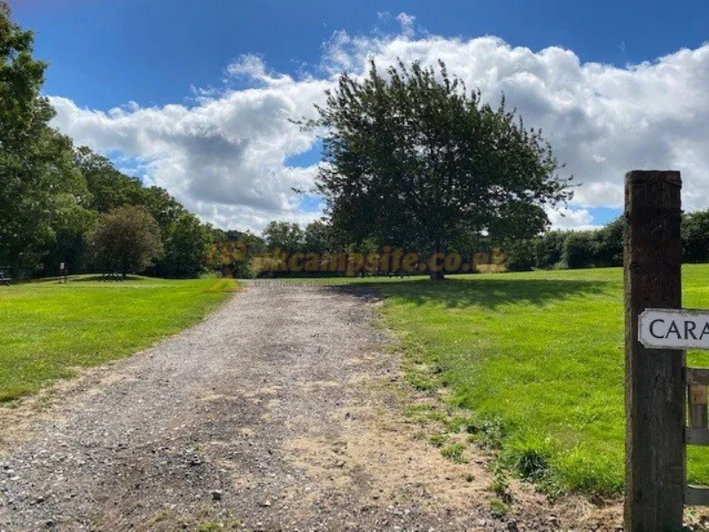 Maxstoke Hall Farm Caravan Site
