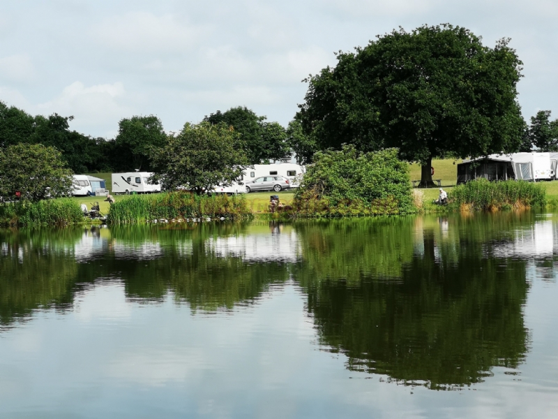 Lakeside Adult Touring Caravan Park