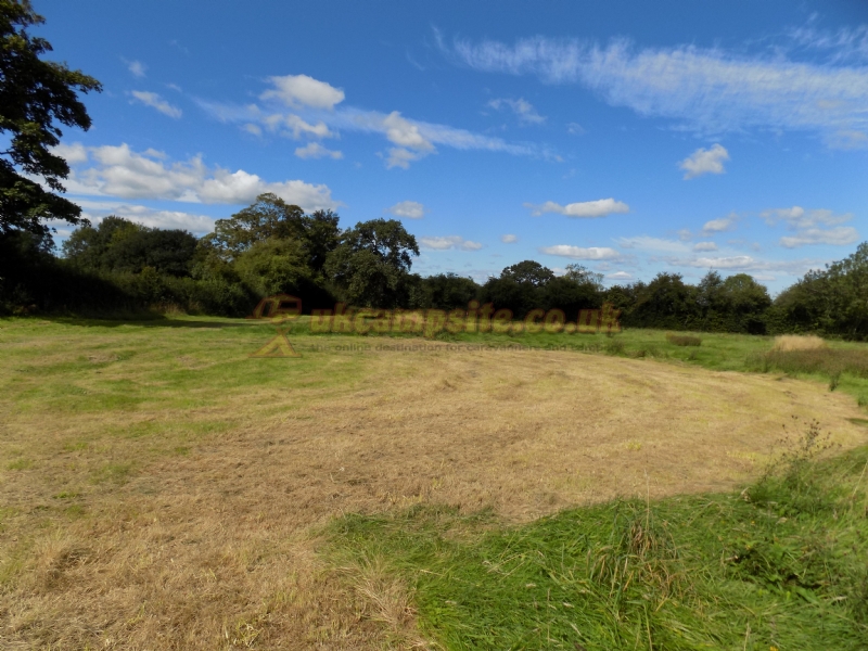 Crosslanes Campsite