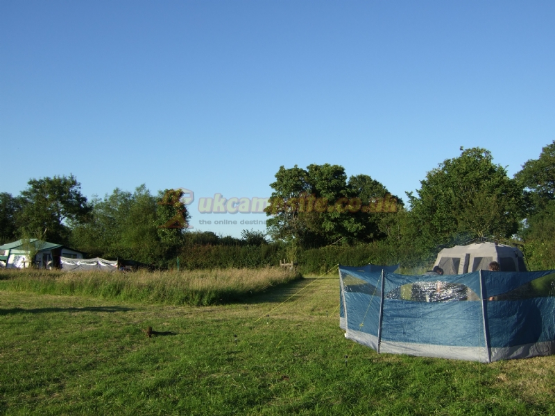 Crosslanes Campsite