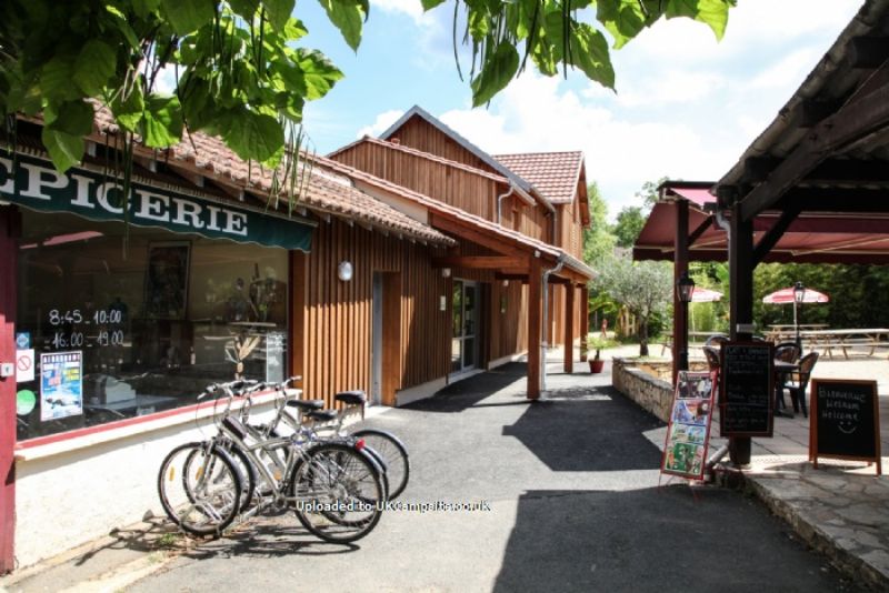 Les Deux Vallees