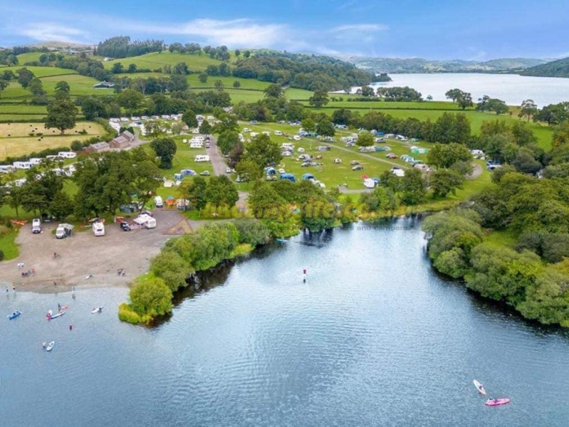 Glanllyn Lakeside Caravan And Camping Park