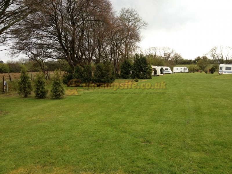 Llwyn Ffynnon Caravan Park