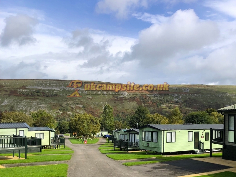 Littondale Country And Leisure Park