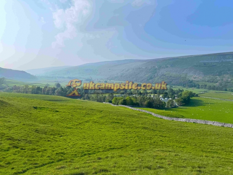 Littondale Country And Leisure Park