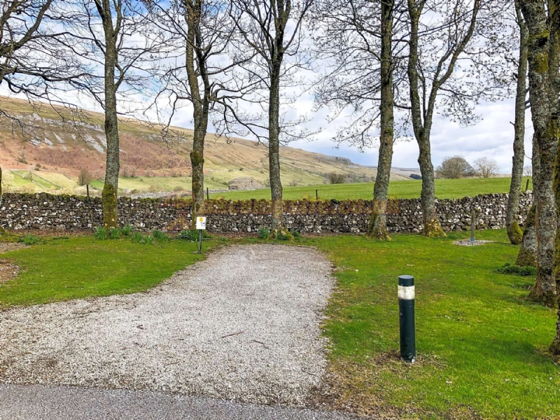 Littondale Country And Leisure Park