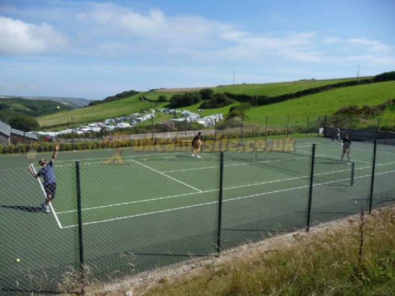 Higher Rew Touring Caravan And Camping Park