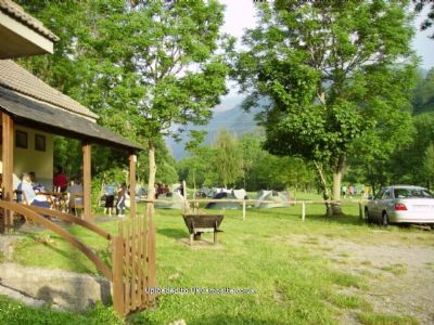 Camping Lagos De Somiedo