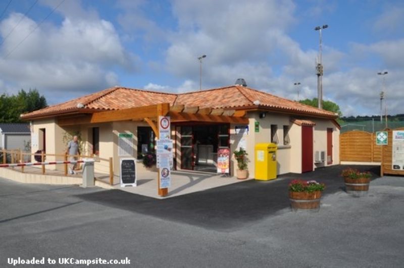 Camping Brantome Peyrelevade