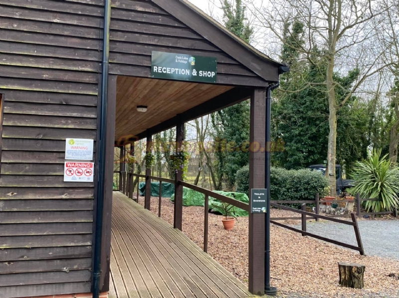 Oasis Lakes And Holidays Caravan Site