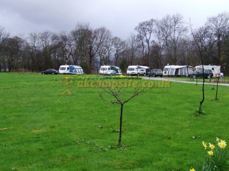 Drummond Fish Farm Touring Caravan Park
