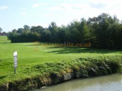 Marsh Farm Canal Caravan Site