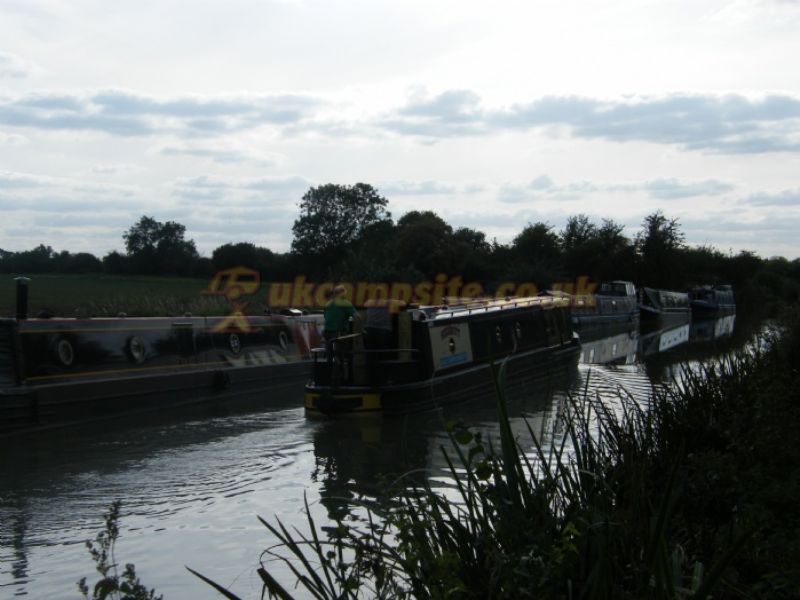 Marsh Farm Canal Caravan Site