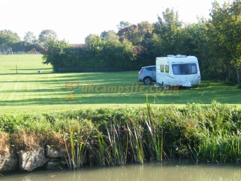 Marsh Farm Canal Caravan Site