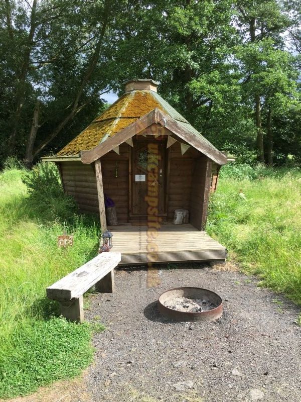 The Hideaway At Baxby Manor
