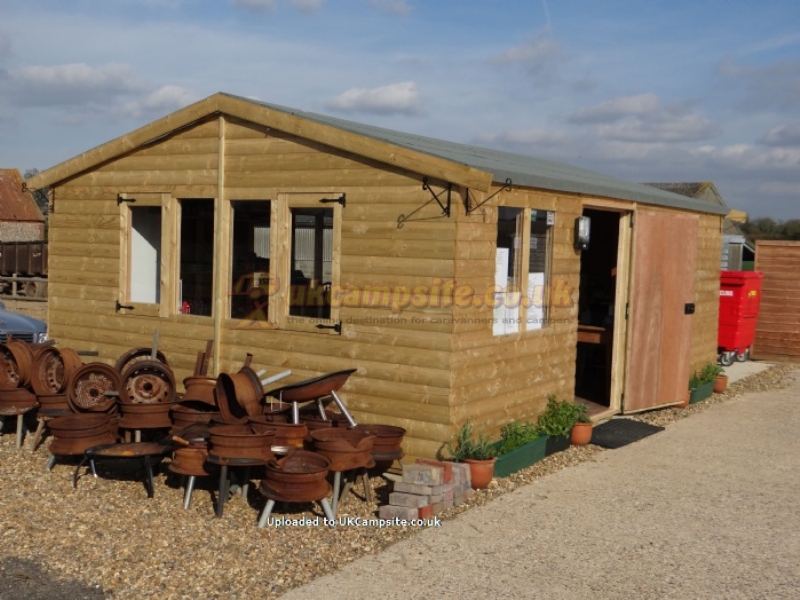 Baconsthorpe Meadows Campsite
