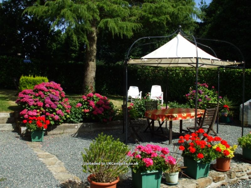 Pinabre Camping And Caravan Site