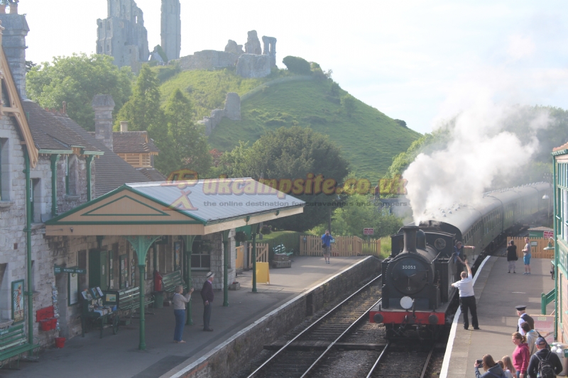 Corfe Castle Dorset Camping