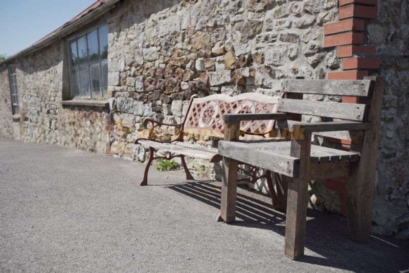 Hook Farm Camping And Caravan Park