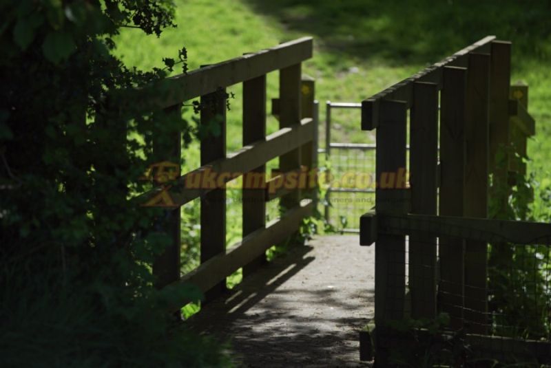 Hook Farm Camping And Caravan Park