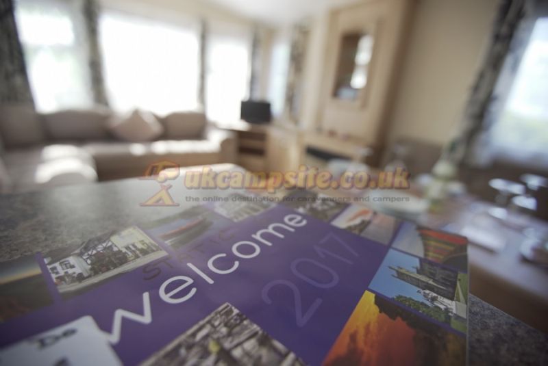 Hook Farm Camping And Caravan Park