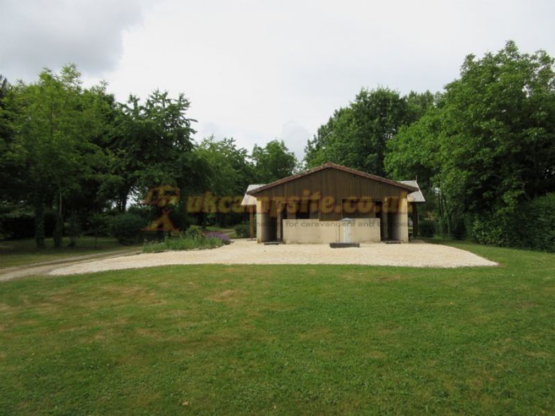 Camping Le Lieu
