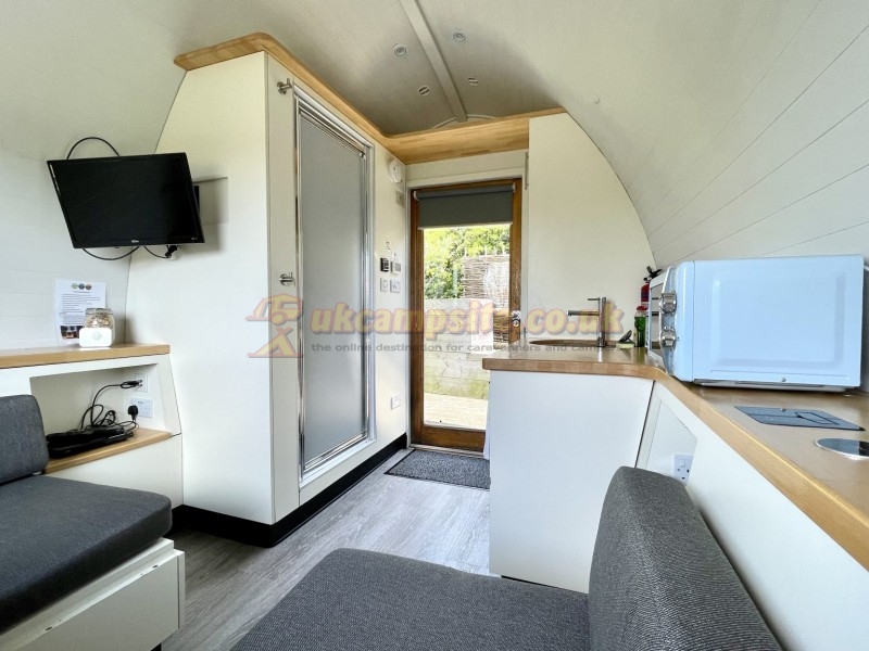 Lee Wick Farm Cottages Glamping And Touring
