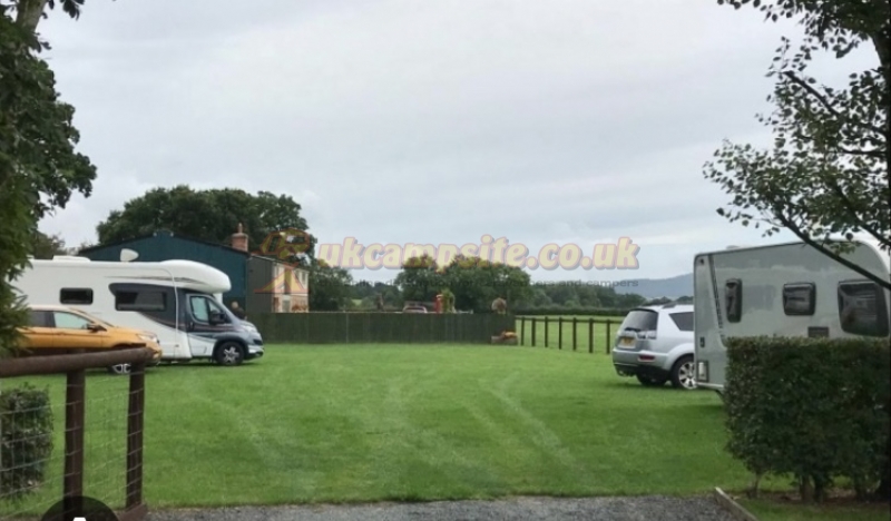 Brickwalls Barn Campsite