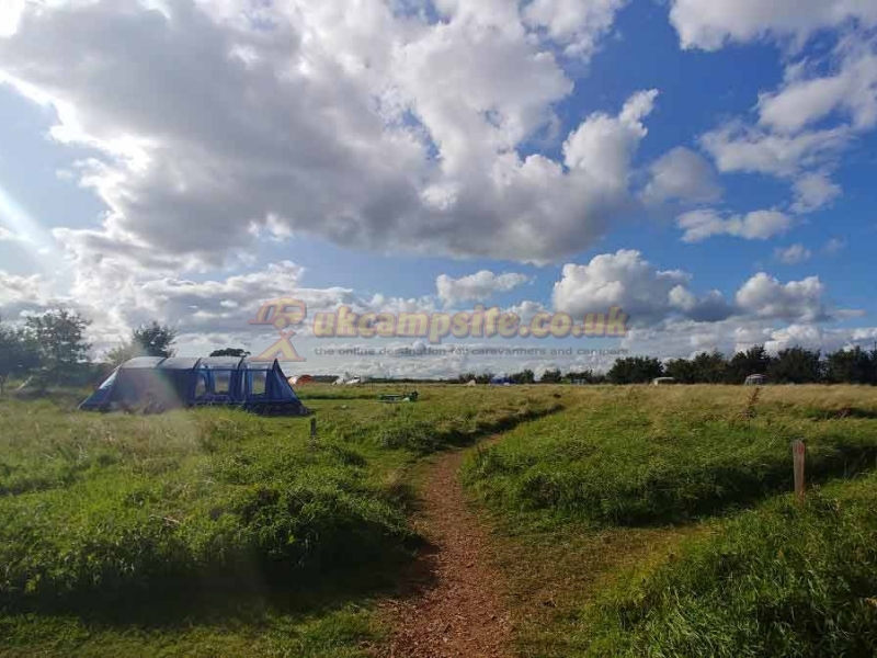 Twiteys Camping And Glamping Meadows