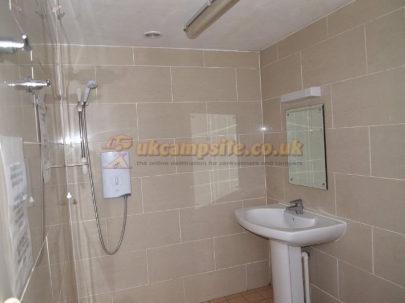 Woolsbridge Manor Farm Caravan Park