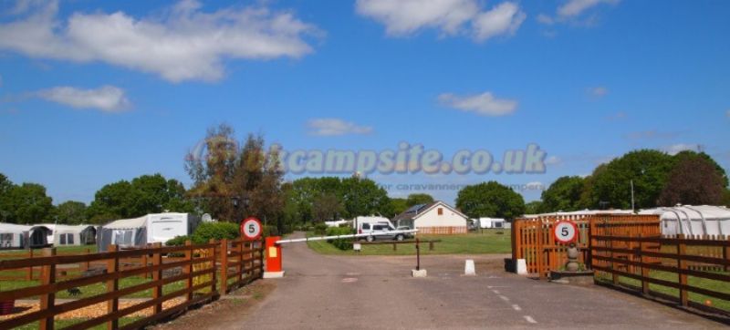 Woolsbridge Manor Farm Caravan Park