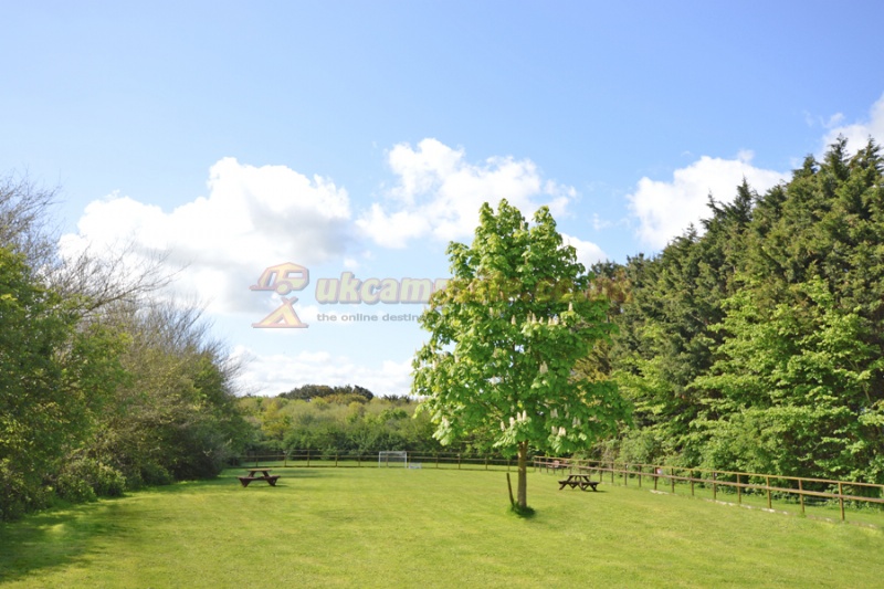 Tarka Holiday Park (PHolsUK)