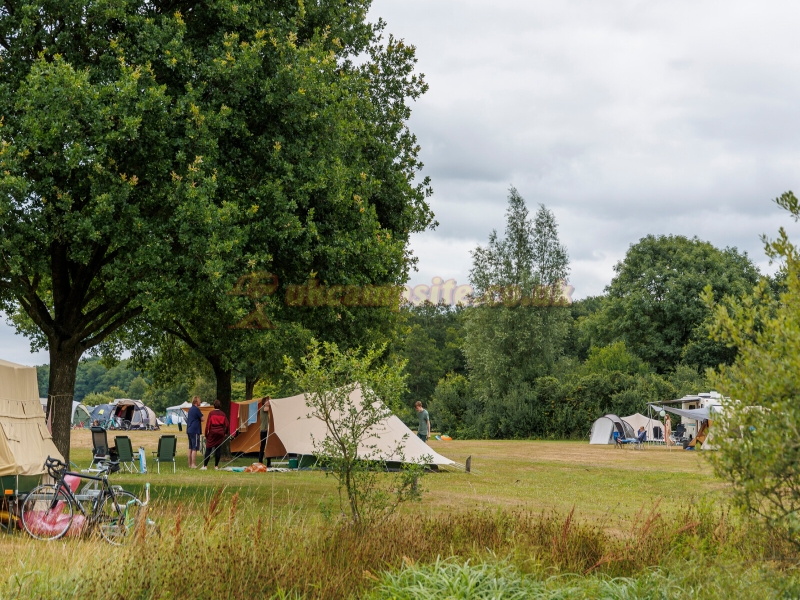 Camping Huttopia De Roos