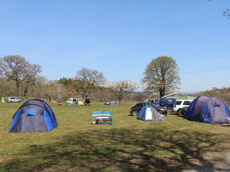 Elan Oaks Caravan And Campsite